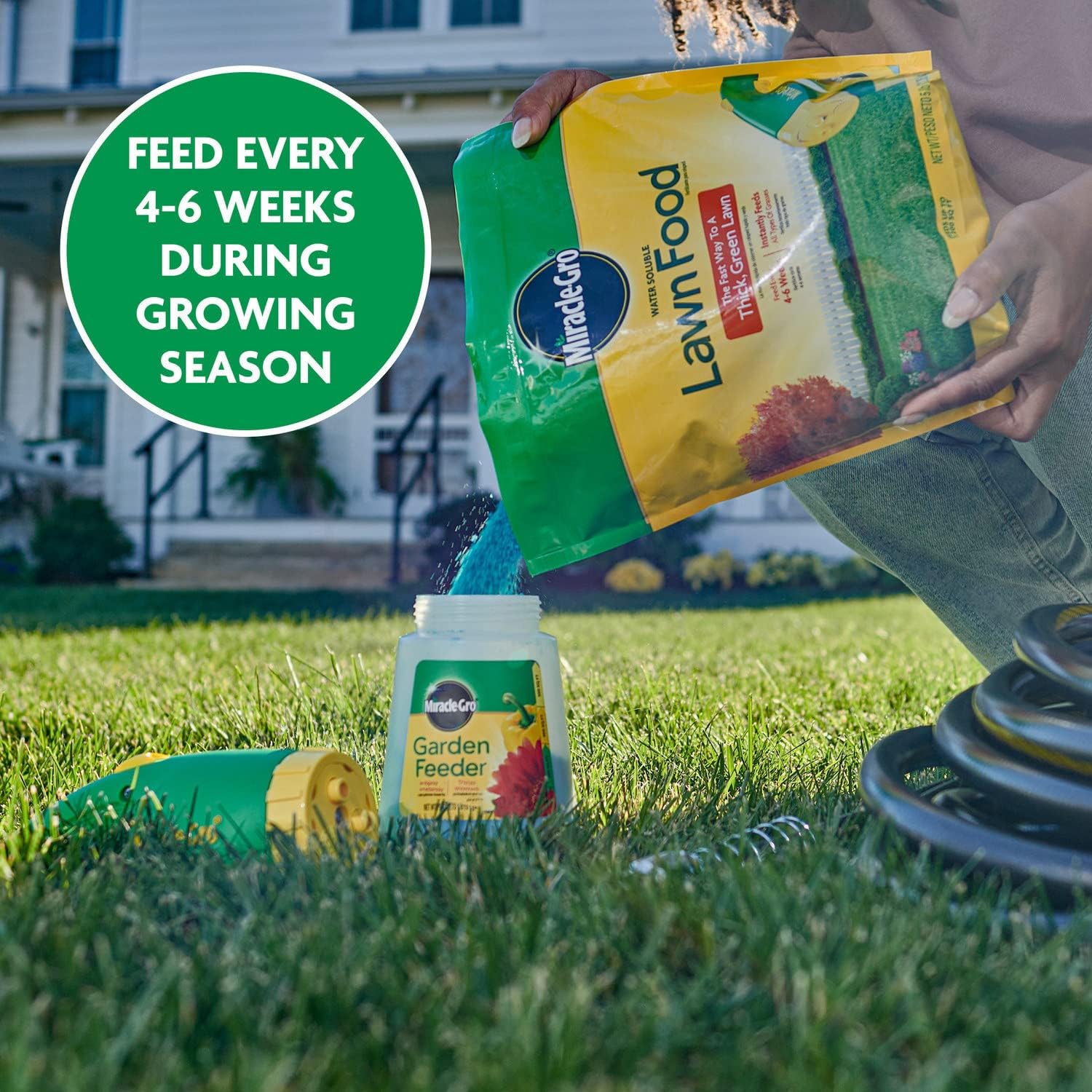 Miracle-Gro Water Soluble Lawn Food - All Grass Fertilizer Feeds Up to 7,200 Sq. Ft.