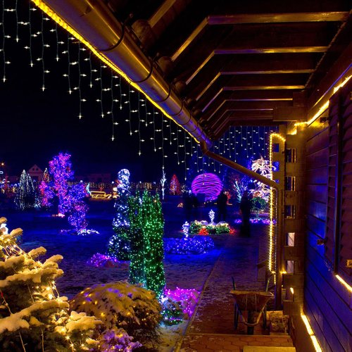 LAMPHOME 27 FT 300 Clear Icicle Lights - Green Wire, Indoor/Outdoor Christmas Light