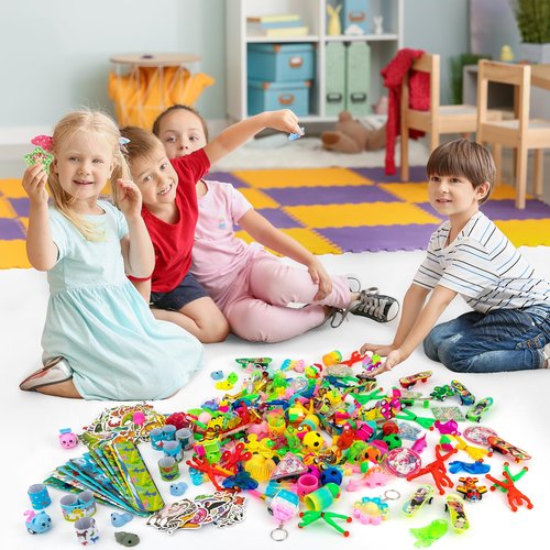 HNSYYF 300-Piece Kids Party Favors Toys Kit for Birthdays, Classroom Prizes, Easter Egg Hunts, Carnivals & More