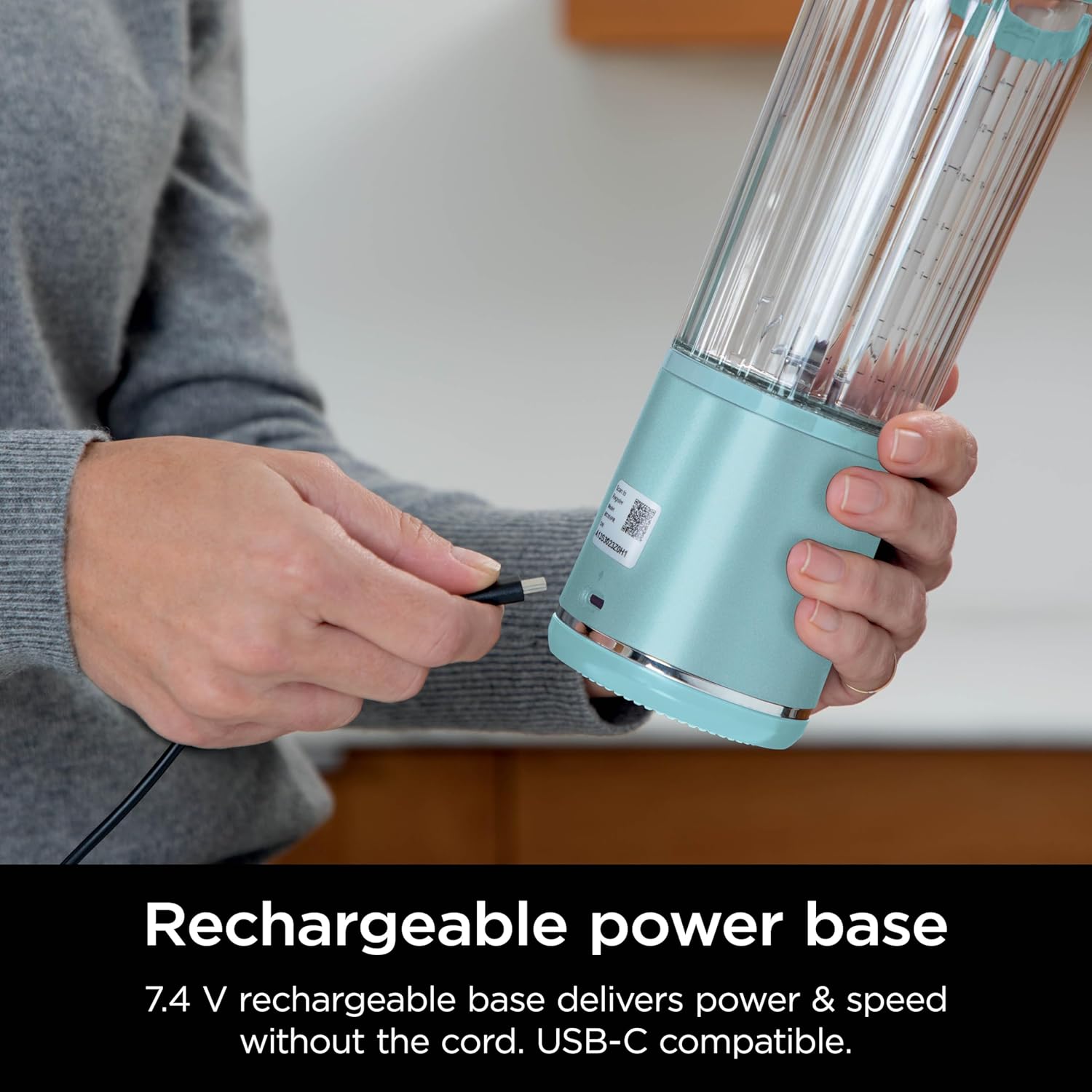 Ninja Blast Portable Blender - Cordless 18oz Personal Blender for Smoothies & Shakes | BPA-Free, Leakproof Lid, USB-C Rechargeable, Tinted Aqua