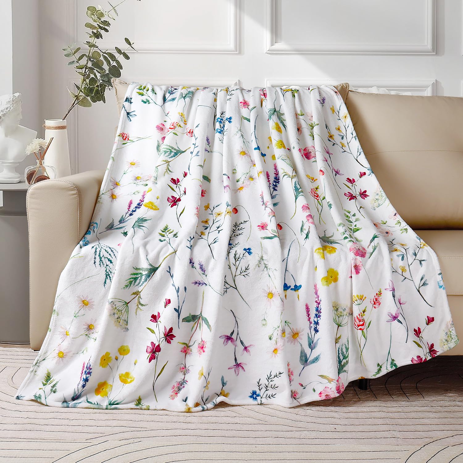 Floral Throw Blanket Wildflowers Throw Blankets Plant Floral Fleece Blankets Soft Warm Cozy Blanket Plush Throws Blankets Flower Decorative Blanket for Home Sofa Bedding 50" x 60"