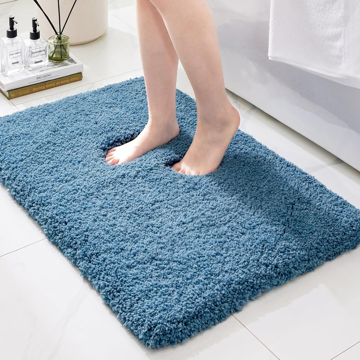 Skiennix Non-Slip Bathroom Rugs - Ultra Thick Microfiber Bath Mats | Absorbent & Fluffy 24x17, Blue