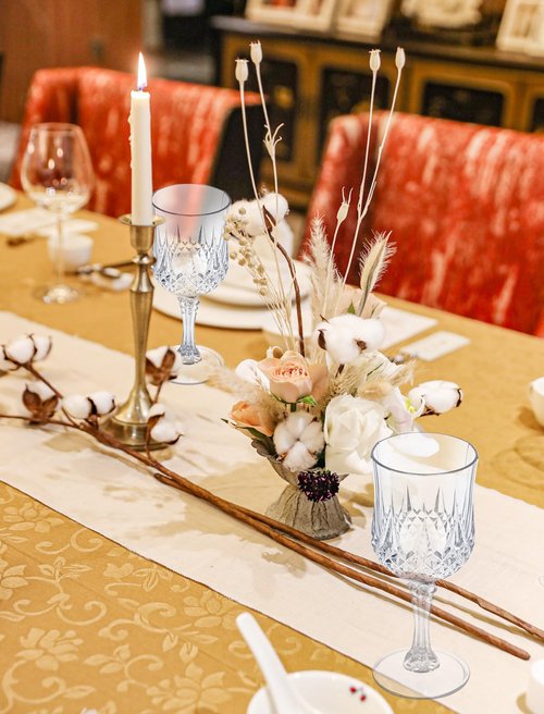 Pesonlook 48Pack Transparent Plastic Wine Glasses,Vintage Plastic Goblets for Parties, Transparent Drinking Glasses Crystal Water Goblets Reusable for Wedding Reception, Grand Event Party Supplies