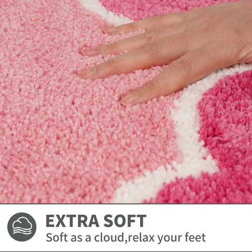 Wylumen Cute Scalloped Rose Pink Bathroom Rugs Mat,Non Slip Absorbent Quick Dry Bath Mats for Shower Room,Microfiber Bath Mats for Bathroom Floor Washable Carpet for Shower Tub Sink Bedroom,20"x32"