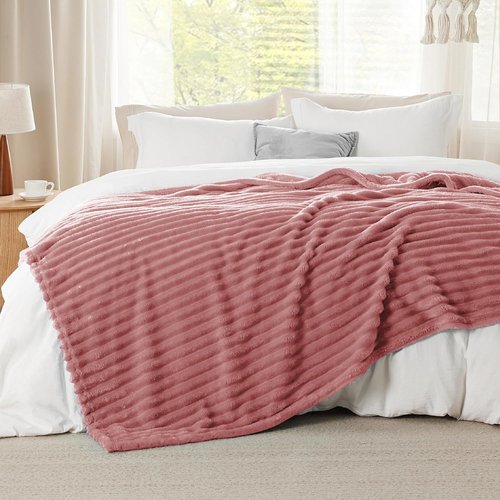 Bedsure GentleSoft California King Size Blanket - Cozy Dusty Pink Fleece Throw, 102x96 Inches