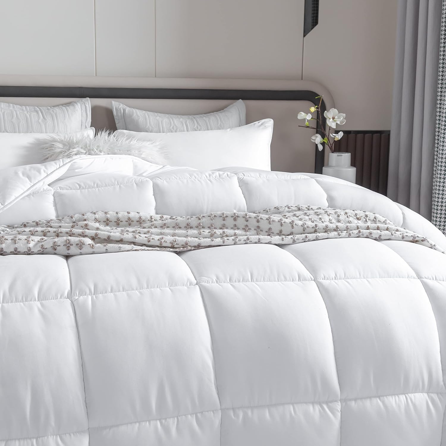 Skiennix Queen Size Down Alternative Comforter - Ultra Soft Heavyweight Fiberfill Duvet Insert 90x90