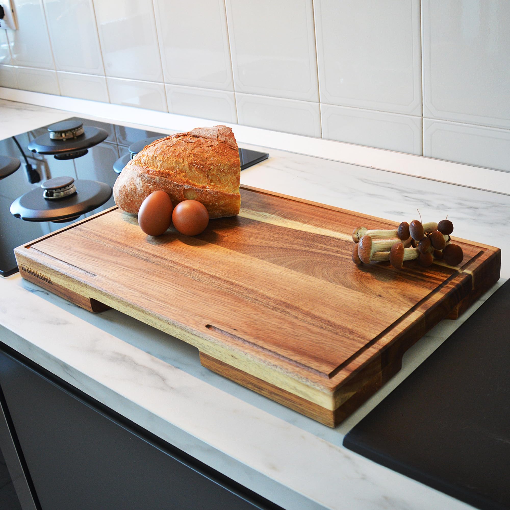 Acacia Wood Cutting Board for Kitchen 15.7 x 10.2 Inch (ExtraThick 1.6") Non Toxic Wooden Chopping Board for Meat, Cheese, Charcuterie Boards with Handle, Hardwood Butcher Block (Oil & Plate Included)