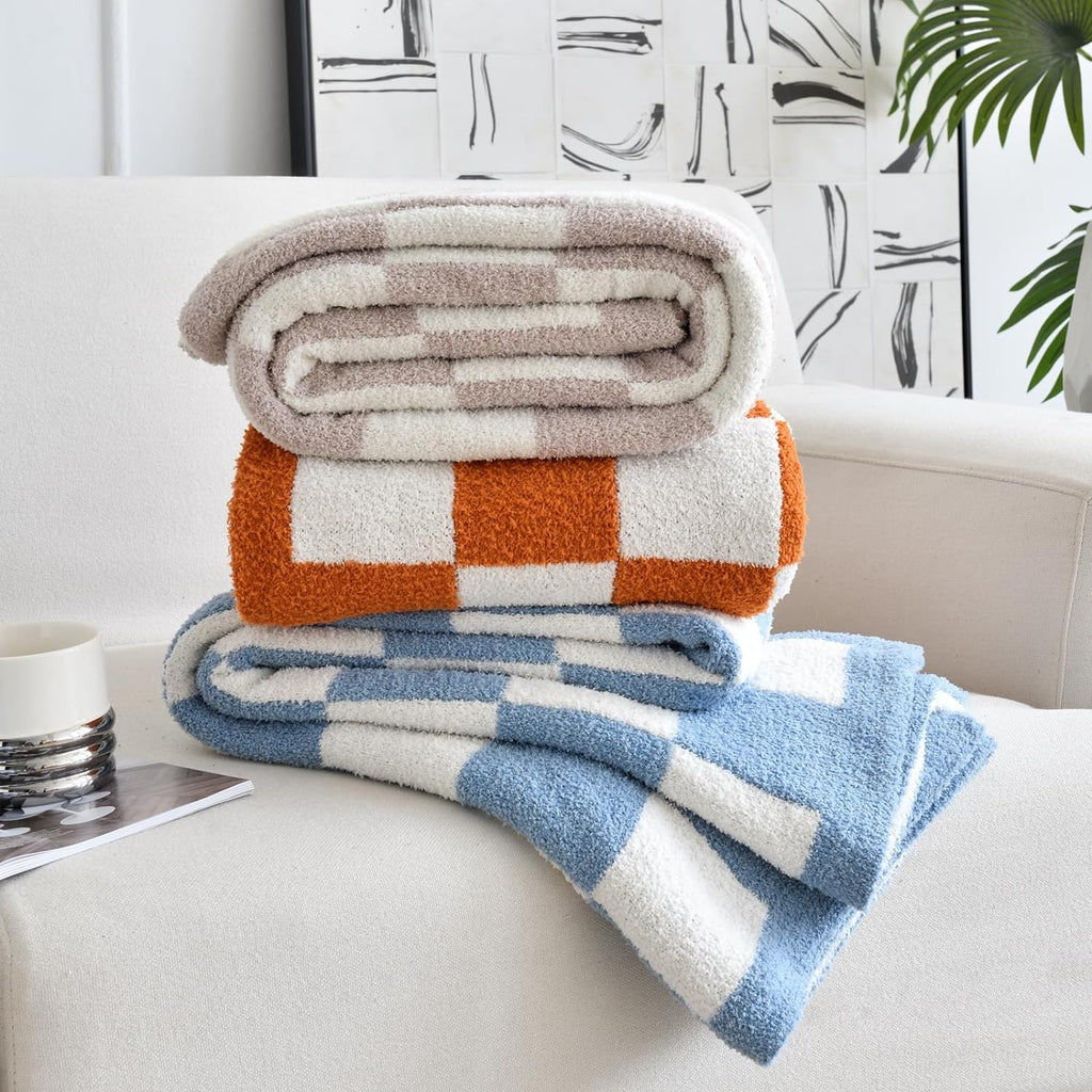 Skiennix Checkered Knitted Throw Blanket - Cozy Soft Plaid Design for Couch & Bed | 50"x60" Blue