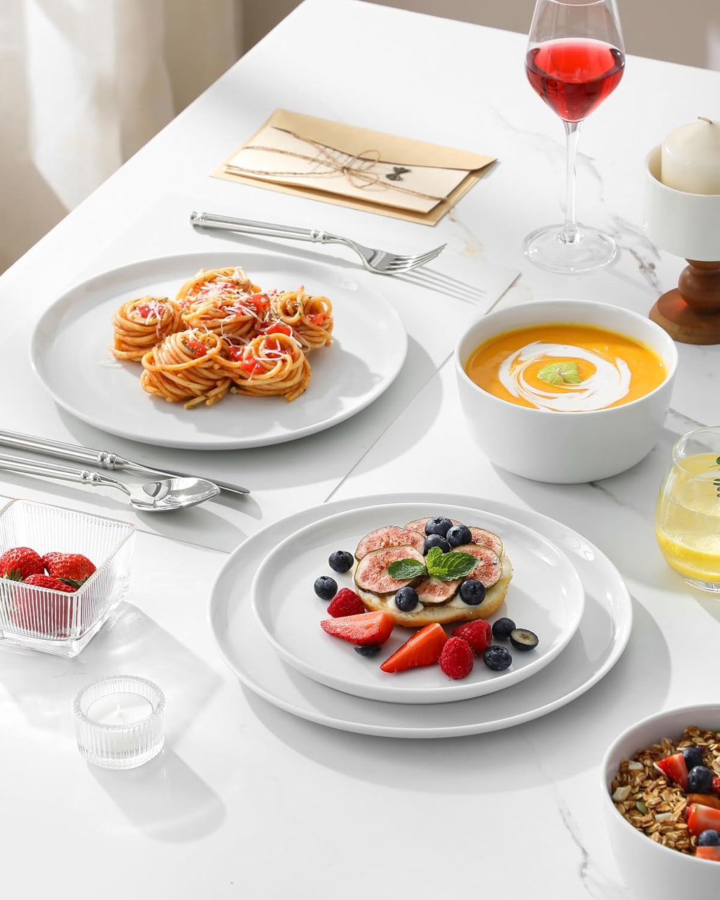 MALACASA 24-Piece Gourmet Porcelain Dinnerware Set | Premium Chip & Scratch Resistant Plates & Bowls for 8 - White, Series LEXI