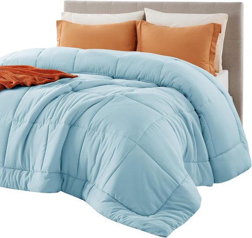 Bedsure Comforter Duvet Insert - Quilted Queen Size All-Season Down Alternative Bedding, Light Spa Blue 88 x 88 Inches