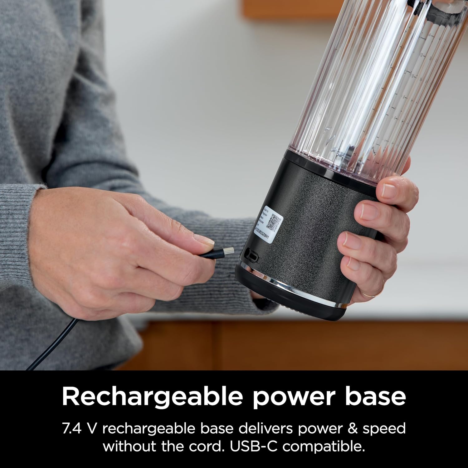 Ninja Blast Portable Blender - Cordless 18oz Personal Blender for Smoothies & Shakes | BPA Free, Leakproof, USB-C Rechargeable - Navy/Silver
