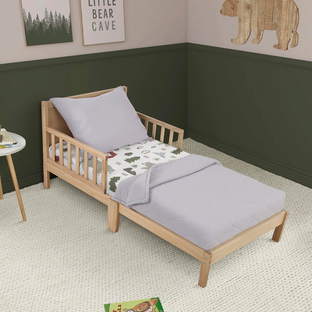Evolur Grizzly Bear 3 Piece Toddler Bedding Set, Super Soft and Breathable Toddler Bedding, Machine Washable, Includes Fitted Sheet, Comforter and Pillow Case