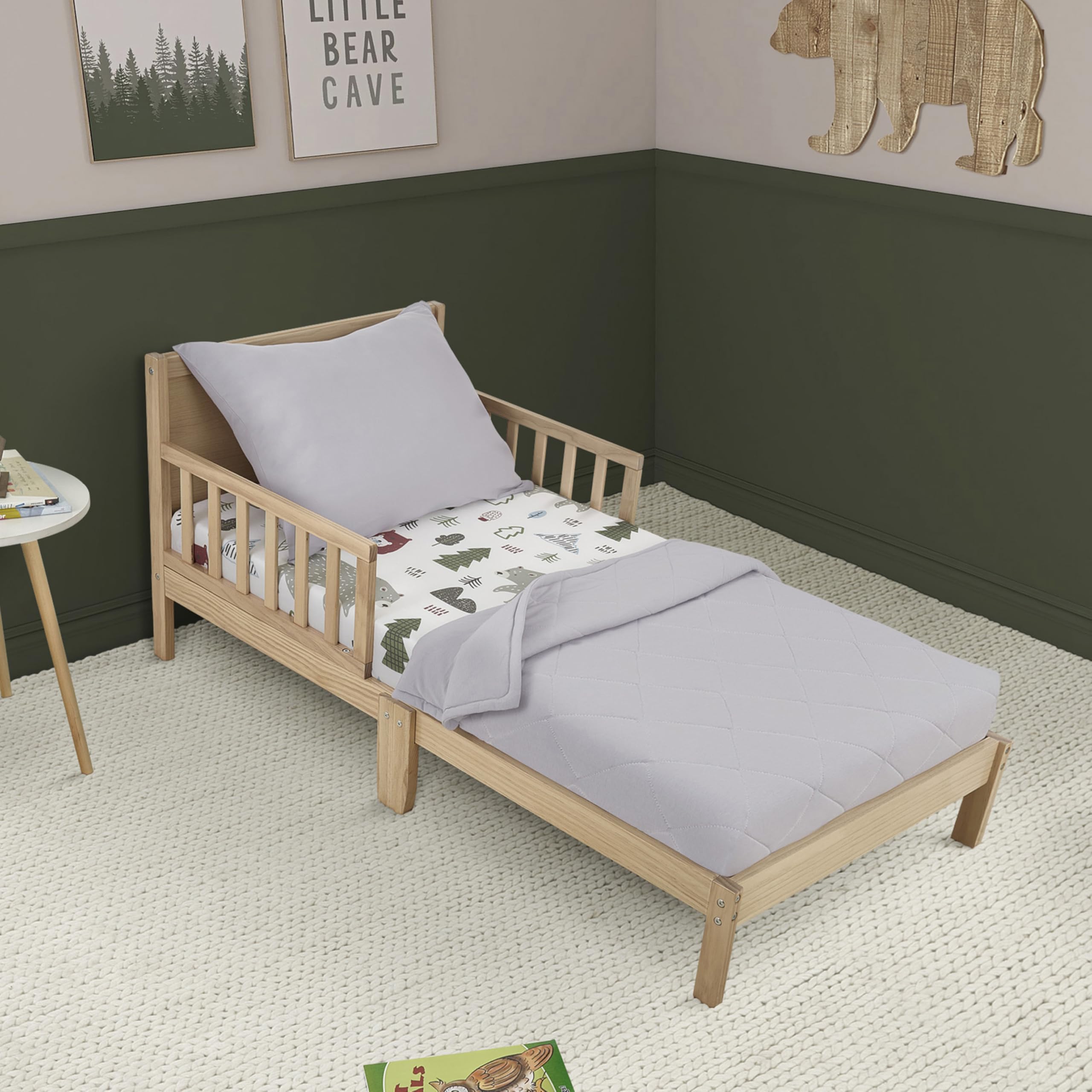Evolur Grizzly Bear 3 Piece Toddler Bedding Set, Super Soft and Breathable Toddler Bedding, Machine Washable, Includes Fitted Sheet, Comforter and Pillow Case