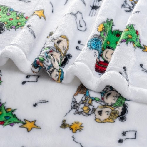 Berkshire Blanket Peanuts® VelvetLoft® Cute Character Snoopy Plush Blanket, Gang Oh Christmas Tree White(60in x 70in)