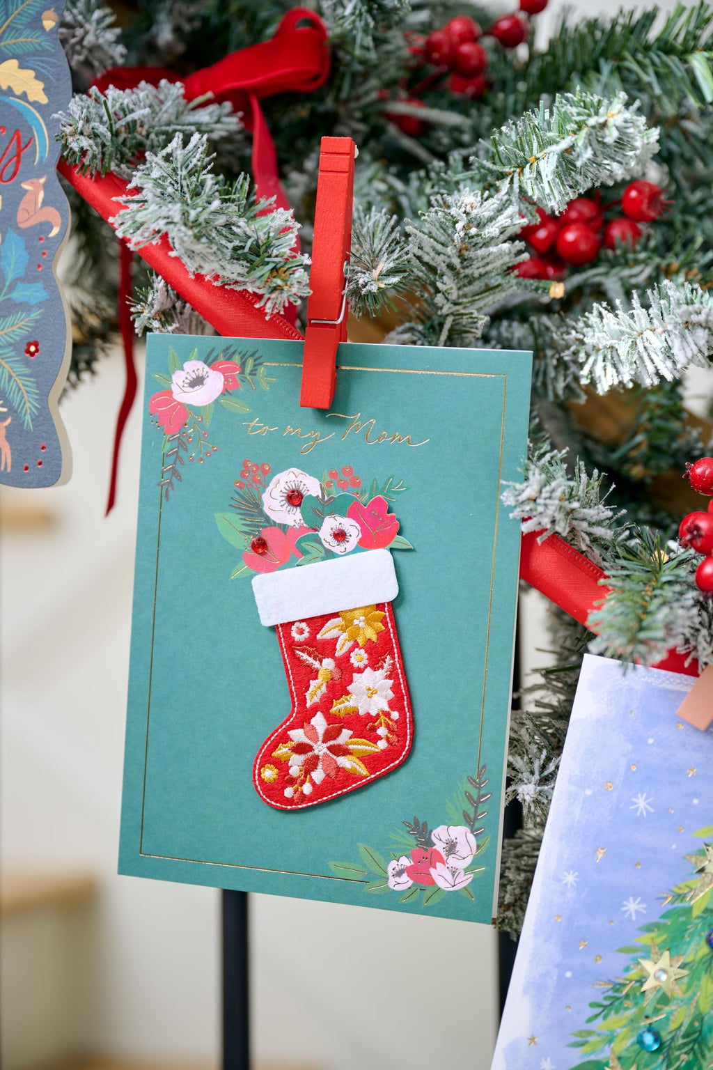 Papyrus Classy Christmas Card, Perfect for Anyone (Wonderful Holiday)