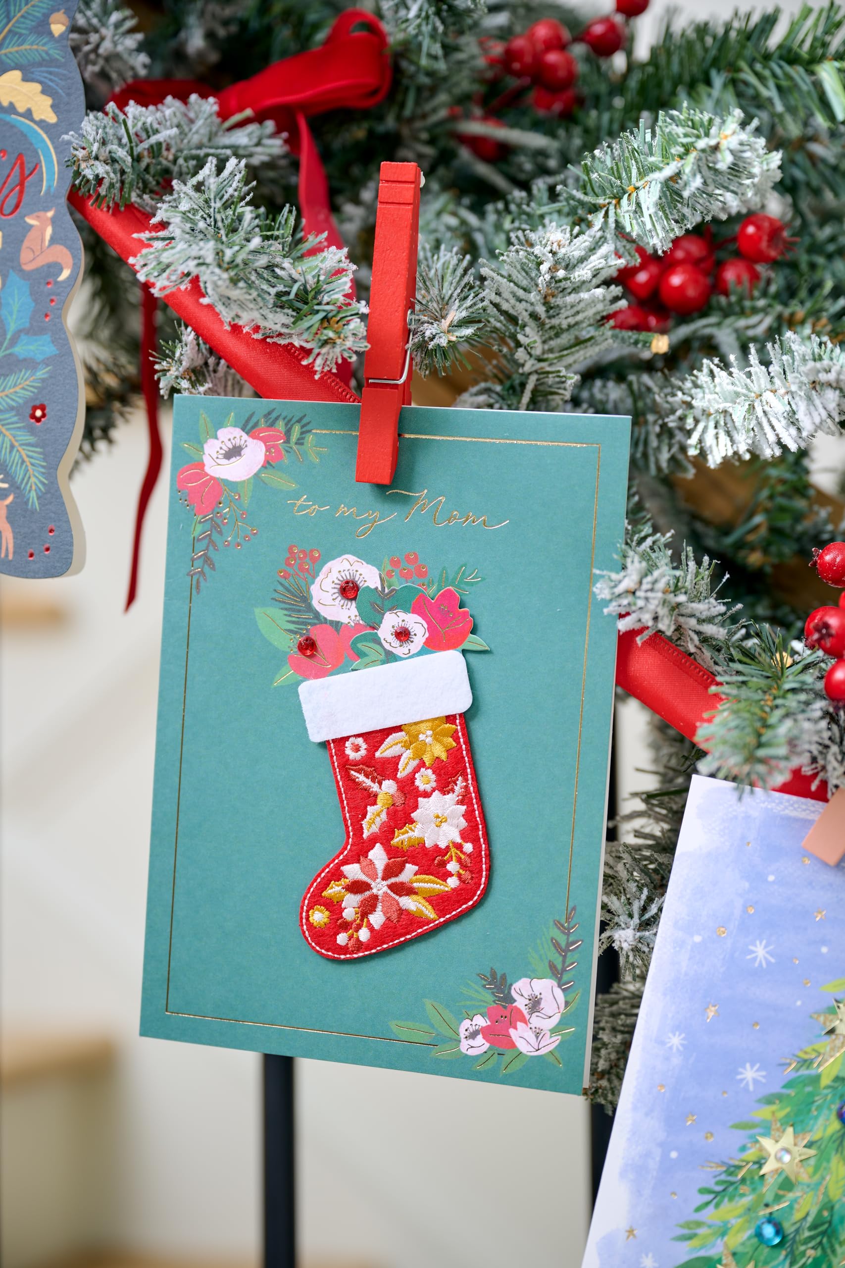 Papyrus Classy Christmas Card, Perfect for Anyone (Wonderful Holiday)