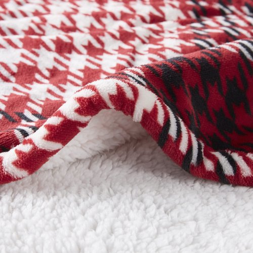 Beautyrest Plush to Sherpa Reversible Electric Blanket, Built-in Soft Button Controller, Auto Shut Off, Multi Heat Setting, UL Certified, Machine Washable Heated Throw, 50x60 Red Plaid