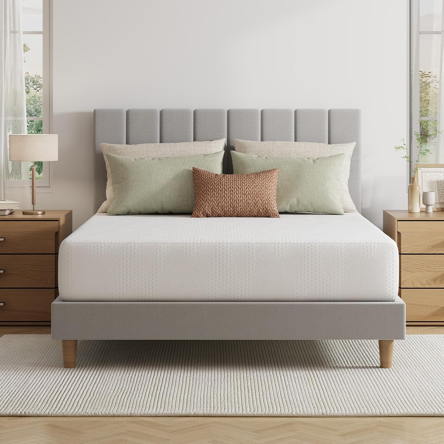 Novilla Queen Mattress - 10 Inch Gel Memory Foam Mattress for Comfortable & Cool Sleep | CertiPUR-US Certified