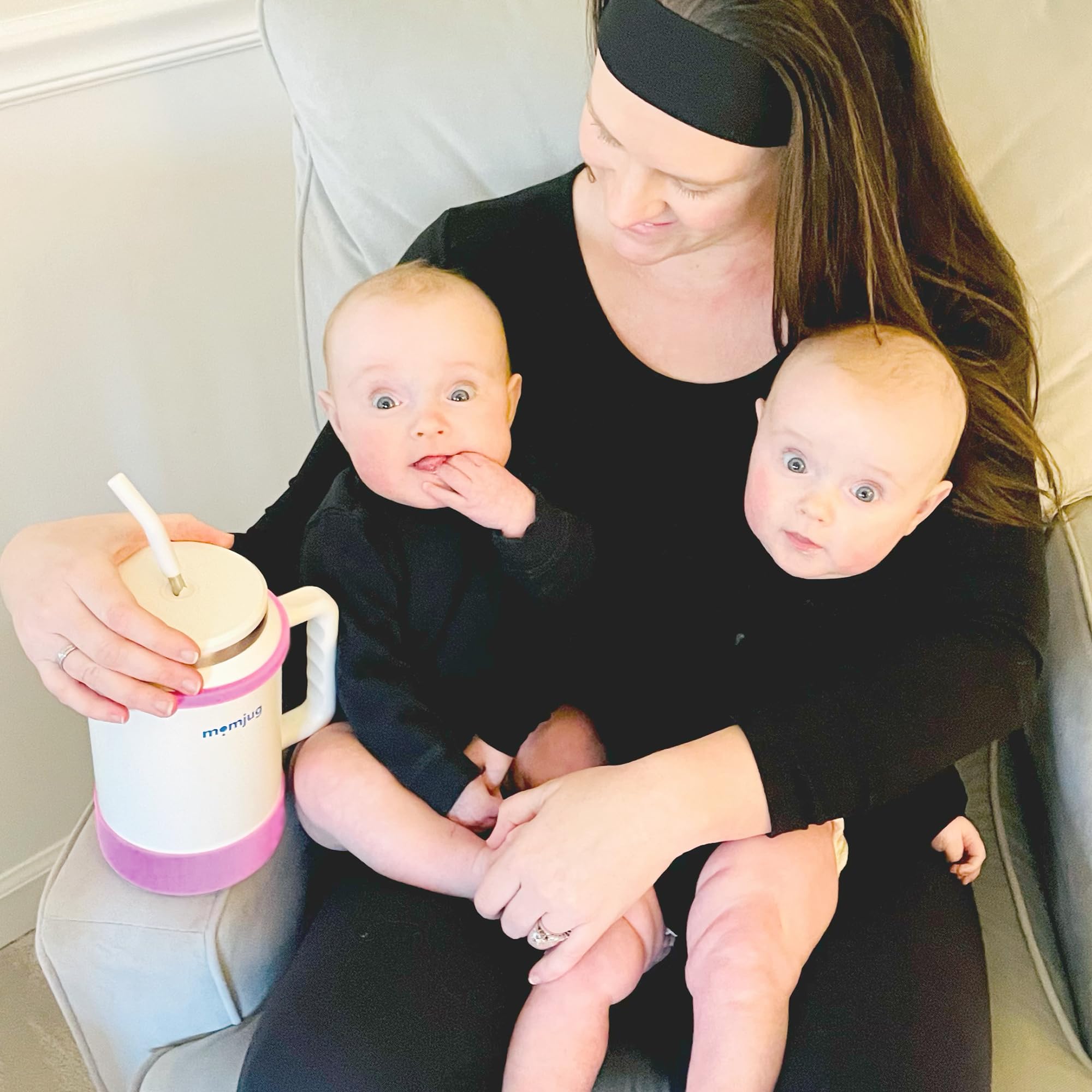 momjug Hydration Water Bottle for Moms 50oz (With Indicator, Pink)