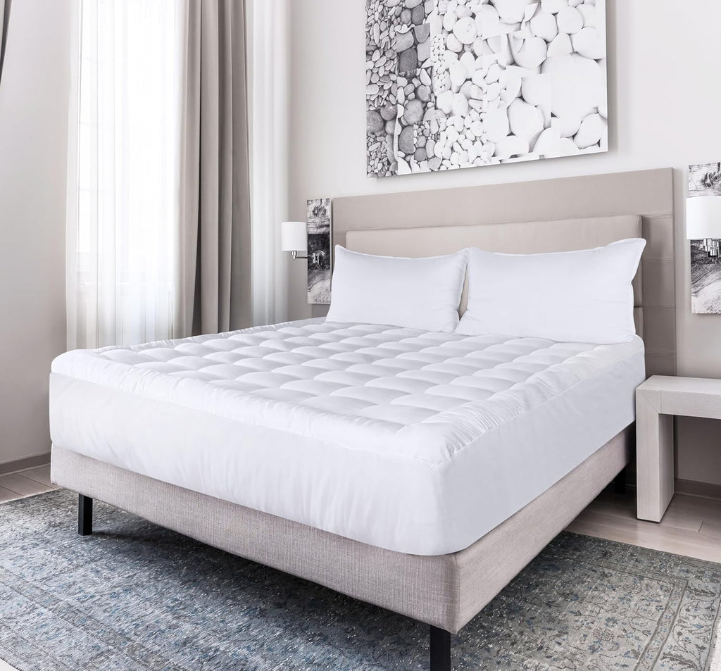 Utopia Bedding Queen Mattress Pad - Quilted Premium Protector with Deep Pocket for 16-Inch Mattresses | 60x80 Inches, White