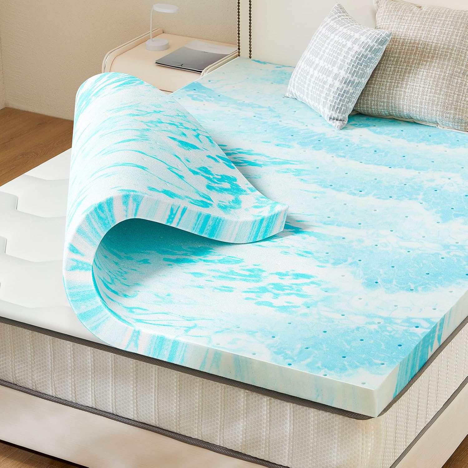 Sweetcrispy Memory Foam Mattress Topper - 2 Inch Thick Gel-Infused Cooling Pad for King Size Bed