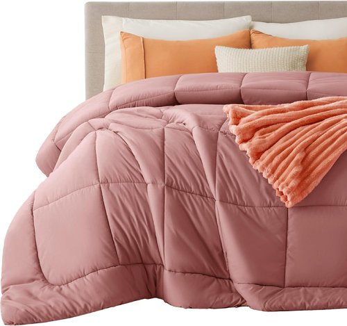 Bedsure Comforter Duvet Insert - All Season Quilted King Size Bedding | GentleSoft Down Alternative, Dusty Pink 90 x 102 Inches