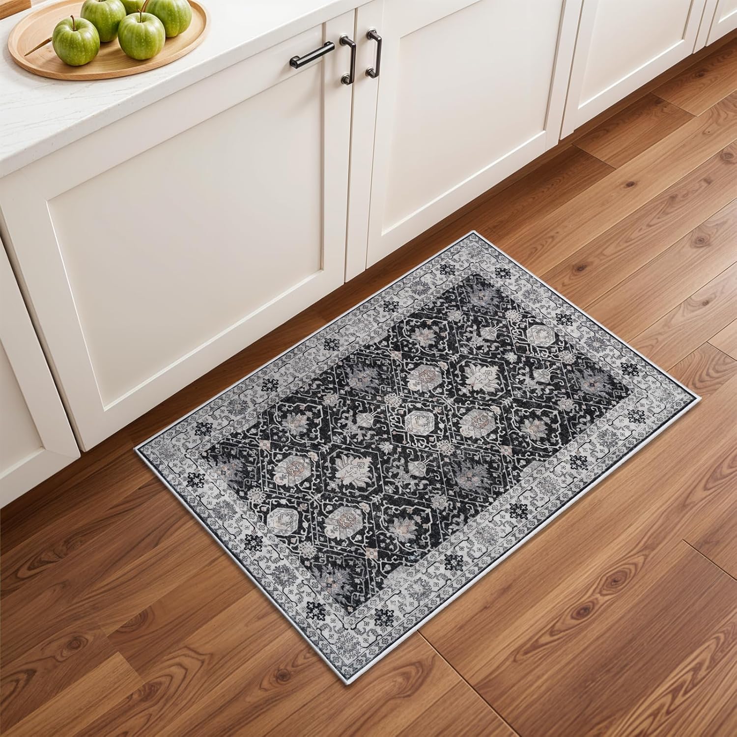 Skiennix Vintage Washable Area Rug - Soft Non-Slip Door Mat | Water-Resistant Low Pile (2x3, Black)