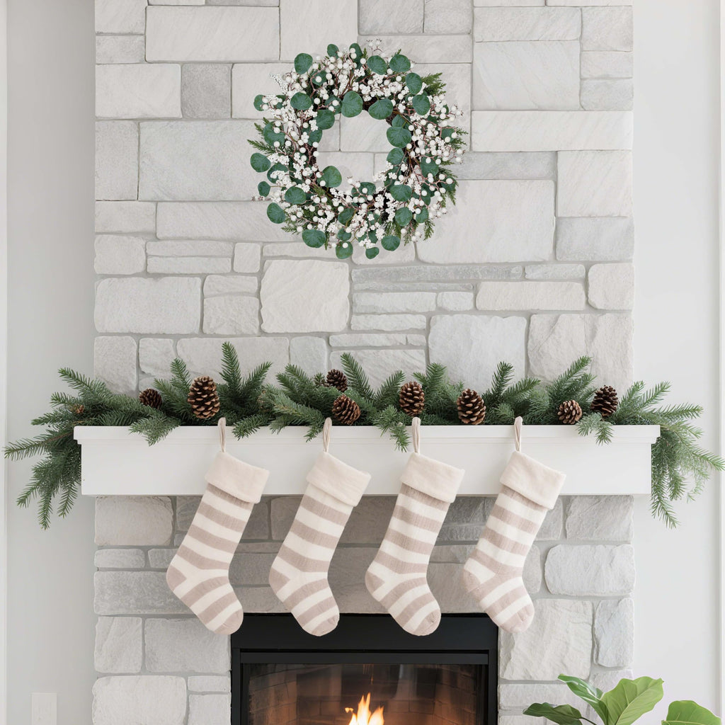 WSTPUPU Artificial Winter Wreath 22inch Christmas Wreaths for Front Door White Berry Wreath with Eucalyptus Leaves Pine Needles White Berries for Xmas Wall Farmhouse Window Winter Holidays
