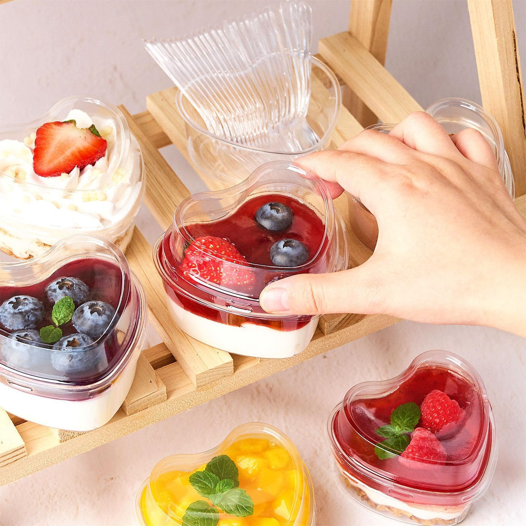 TOFLEN 5 oz Heart Shaped Dessert Cups with Lids and Spoons 300 Pcs | Serves 100 | Mini Plastic Dessert Shooter Cups for Parfait, Cheesecake, Mousse, Appetizers, Jello Shot and Puddings