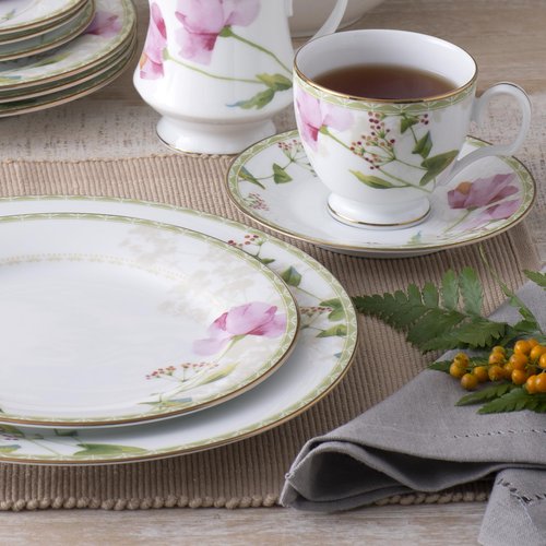 Noritake Poppy Place Set of 4 Teacups, 8 oz.