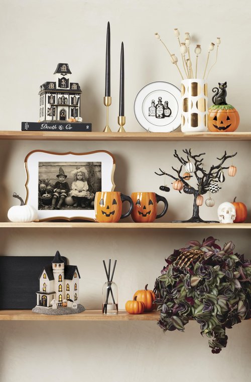 Lenox Haunted Halloween Covered Candy Jar, Porcelain Jar with Lid, 26oz Storage, Black Cat on Pumpkin, Jar for Sweets, Pumpkin Decor, Halloween Kitchen Decor, Halloween Cookie Jar, 5x7.25 inches