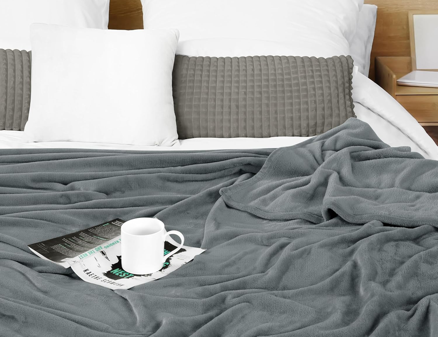 Utopia Bedding Cool Grey Fleece Blanket - Soft Anti-Static Microfiber | Queen Size (90x90 Inch)