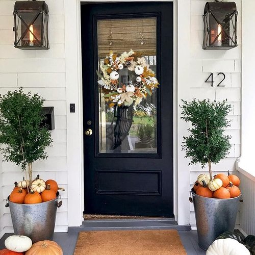Autumn Maple Leaf Wreath by Fall Decor | 18-Inch Pumpkin & Pine Cone Design for Thanksgiving & Halloween