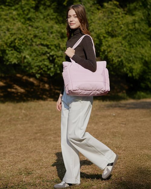 BAGSMART Lightweight Puffy Tote Bag - Stylish Shoulder Handbag with Compartments for Travel & Work | Quilted Design