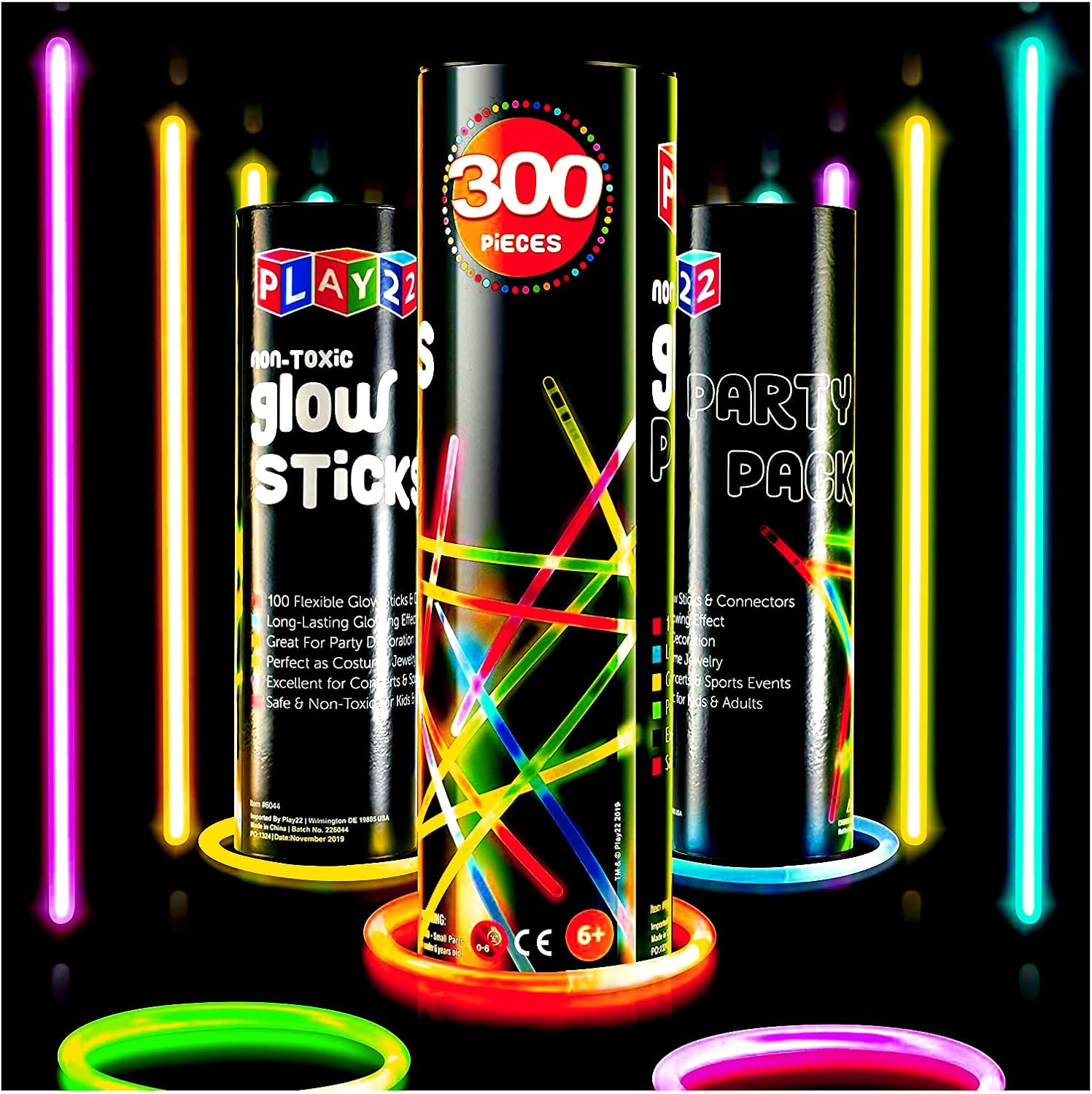 Play22 300 Pc Ultra Bright Glow Sticks - Halloween Glow in The Dark Party Favors | Necklaces & Bracelets