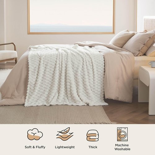 Bedsure Off White Throw Blanket - Fluffy Plush 350GSM Fleece for Couch & Bed | Cozy 50x60 Inches Gift for Women & Girls