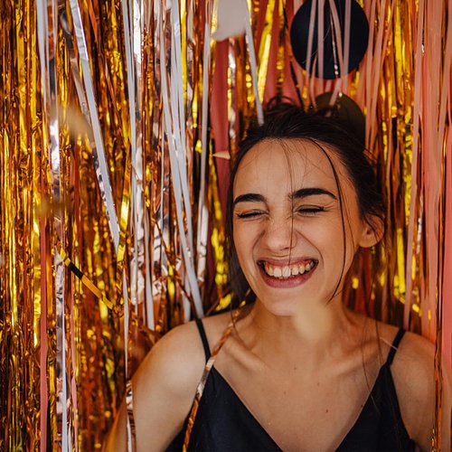 Foil Curtain Backdrop - 10 Pack Gold Metallic Tinsel Fringe Curtains for Party Decorations