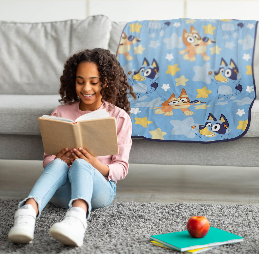 Jay Franco Kids Plush Throw Blanket – Soft & Cozy Fleece Throw for Bedroom & Couch Décor, Official Licensed Product, Blue - Bluey, 40x50 - Travel Blanket