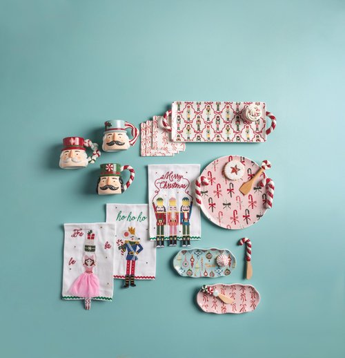 Mud Pie Christmas Rat King Dangle Leg Nutcracker Towel