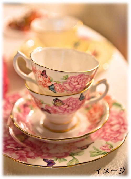 Miranda Kerr For Royal Albert Gratitude 3-Piece Set (Teacup, Saucer & Plate 8")