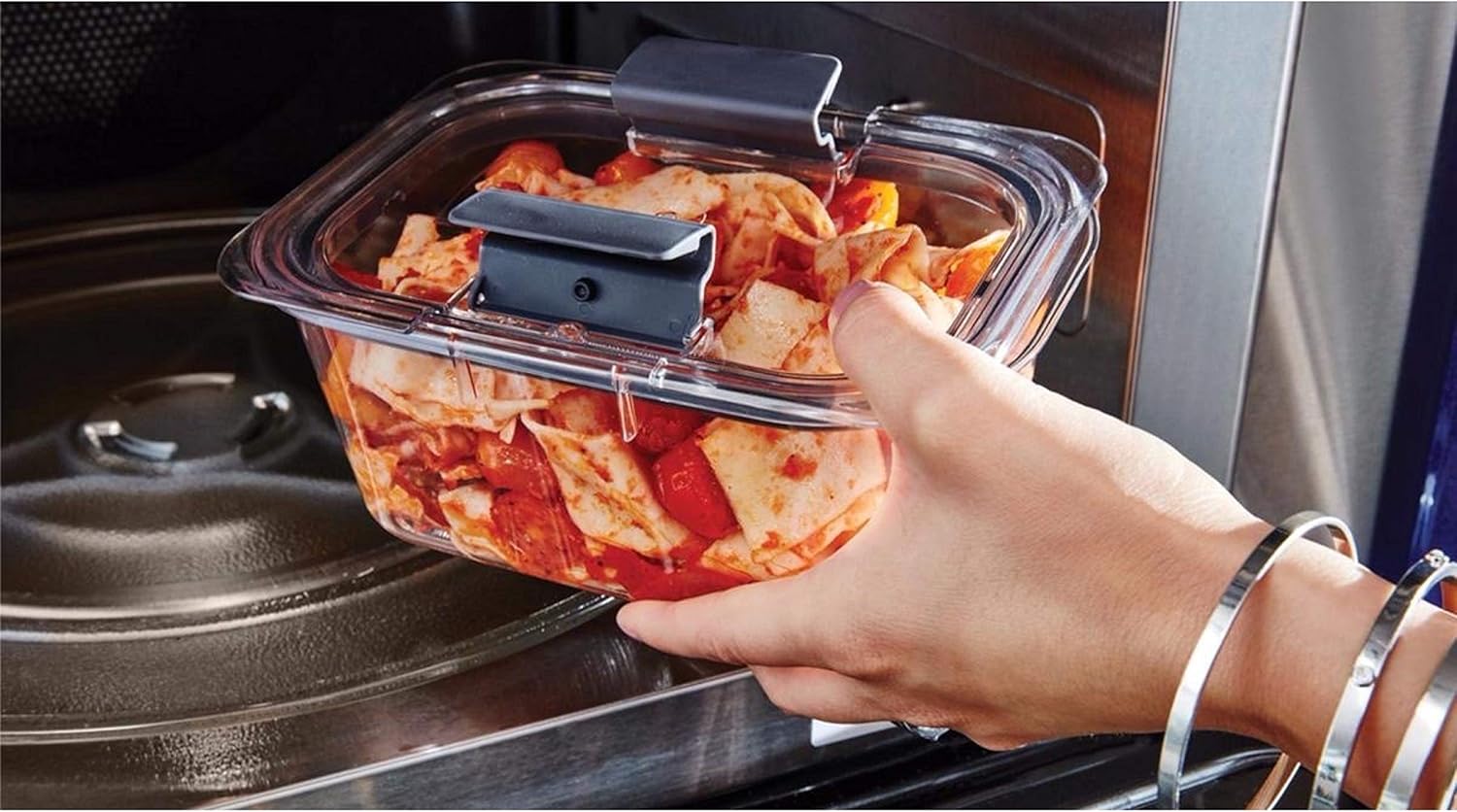 Rubbermaid Brilliance Food Storage Containers - Leak-Proof & Airtight Lids | Set of 5