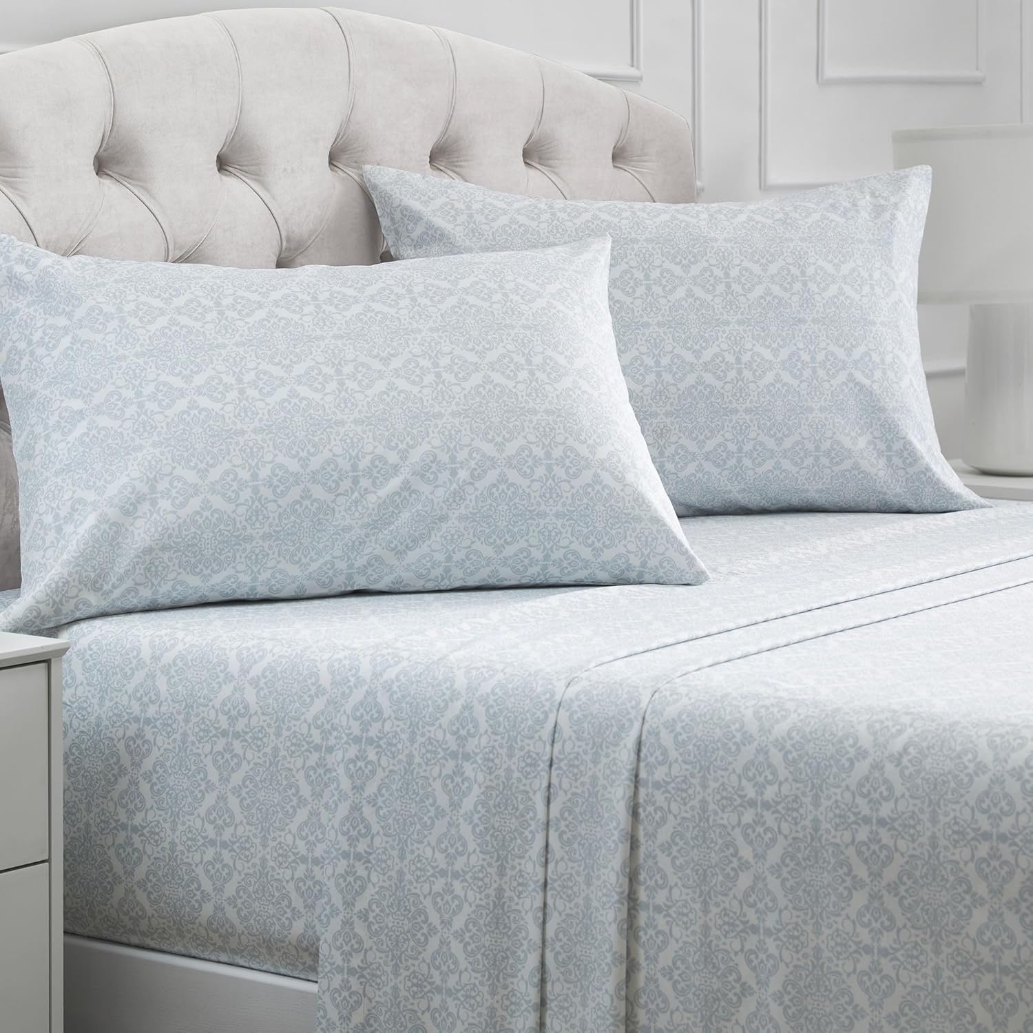 Mellanni Queen Sheets Set - Luxury 4-Piece Bedding - Extra Soft, Cooling, Stain Resistant | Laced Sky Blue