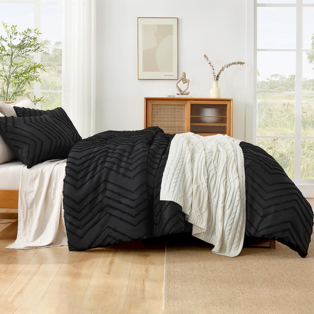 Litanika Oversized King Comforter Set 120x98, 3 Pieces Boho Chevron Tufted Bedding Comforter Sets, Fluffy Bed Set Black