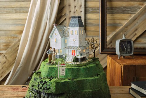 Department 56 Beetlejuice Village Accessories Adam and Barbara Maitland Figurine, 3.54 Inch, Multicolor