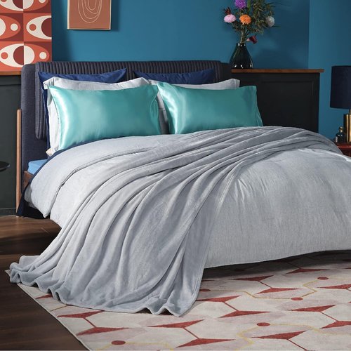 Bedsure GentleSoft Fleece Bed Blanket - Soft, Lightweight, Plush Luxury Blanket in Light Grey | 84x90 Inches