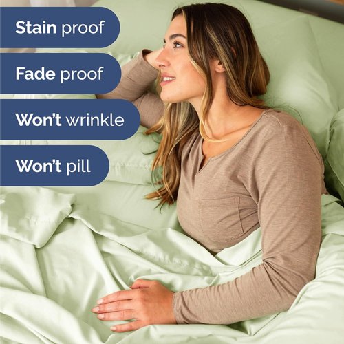 Comfy Twin Size 3 Piece Sheet Set by [Brand Name] - Breathable Cooling Bed Sheets - Hotel Luxury in Light Sage Green