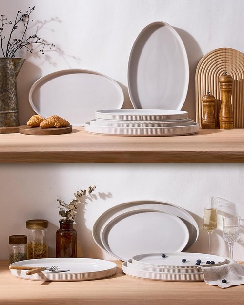 Famiware Serving Platter - Elegant Matte White Oval Dishes for Entertaining | 16/14.6/12.9 Inch Sizes