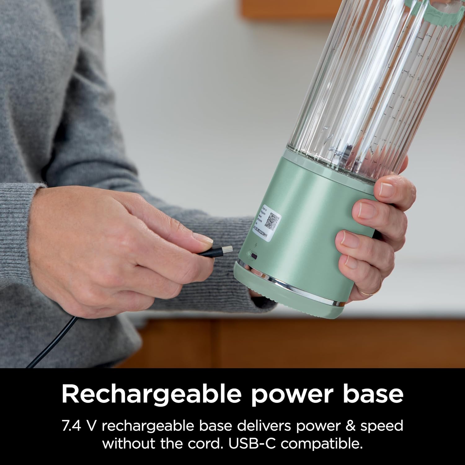 Ninja Blast Portable Blender - Cordless 18oz Personal Blender for Smoothies & Shakes | BPA-Free, USB-C Rechargeable, Tinted Mint