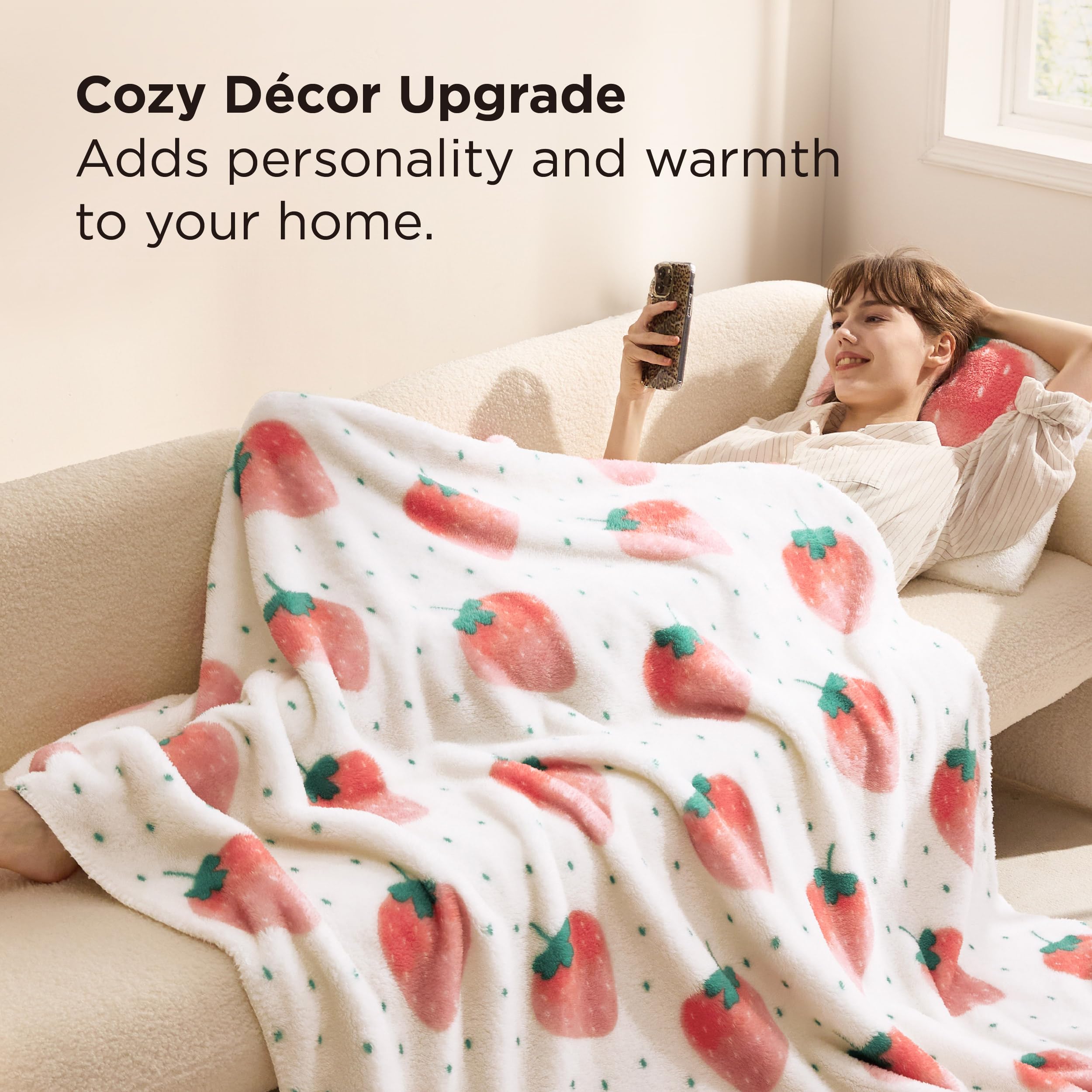 Bedsure Cute Strawberry Decor Throw Blanket Pink for Kids - Soft Fleece Throw Home Decor for Girls Women Teens as Birthday, GentleSoft Cozy Fruit Pattern Blankets for Couch Bed, 50x60