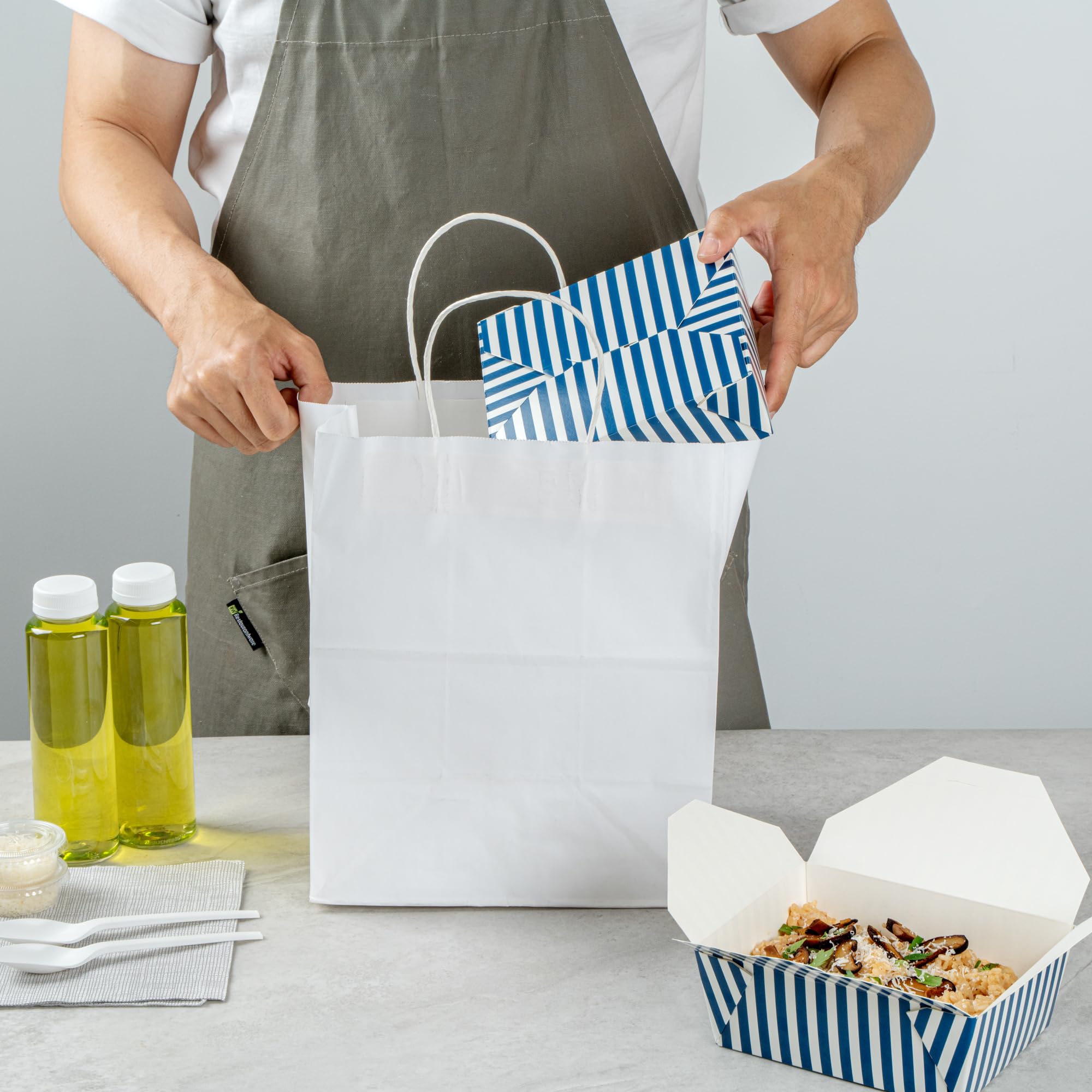 Restaurantware-Bio Tek 6.7 x 5.5 x 2.6 Inch Food Containers, 200 Durable Takeaway Boxes - Disposable, Striped, Blue And White Paper 45 Ounce Takeout Boxes, Rectangle, For Takeouts And Delivery
